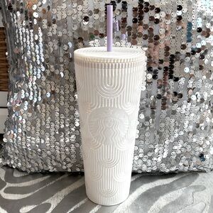 🧜‍♀️🤍NWT Starbucks 2023 Core Pearl White Mermaid Scale Venti Tumbler 🤍🧜‍♀️